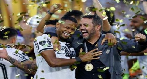 مدرب بوتافوجو: لعبنا نهائي هو الأكثر ملحمية.. وحققت أهم انتصار في مسيرتي 